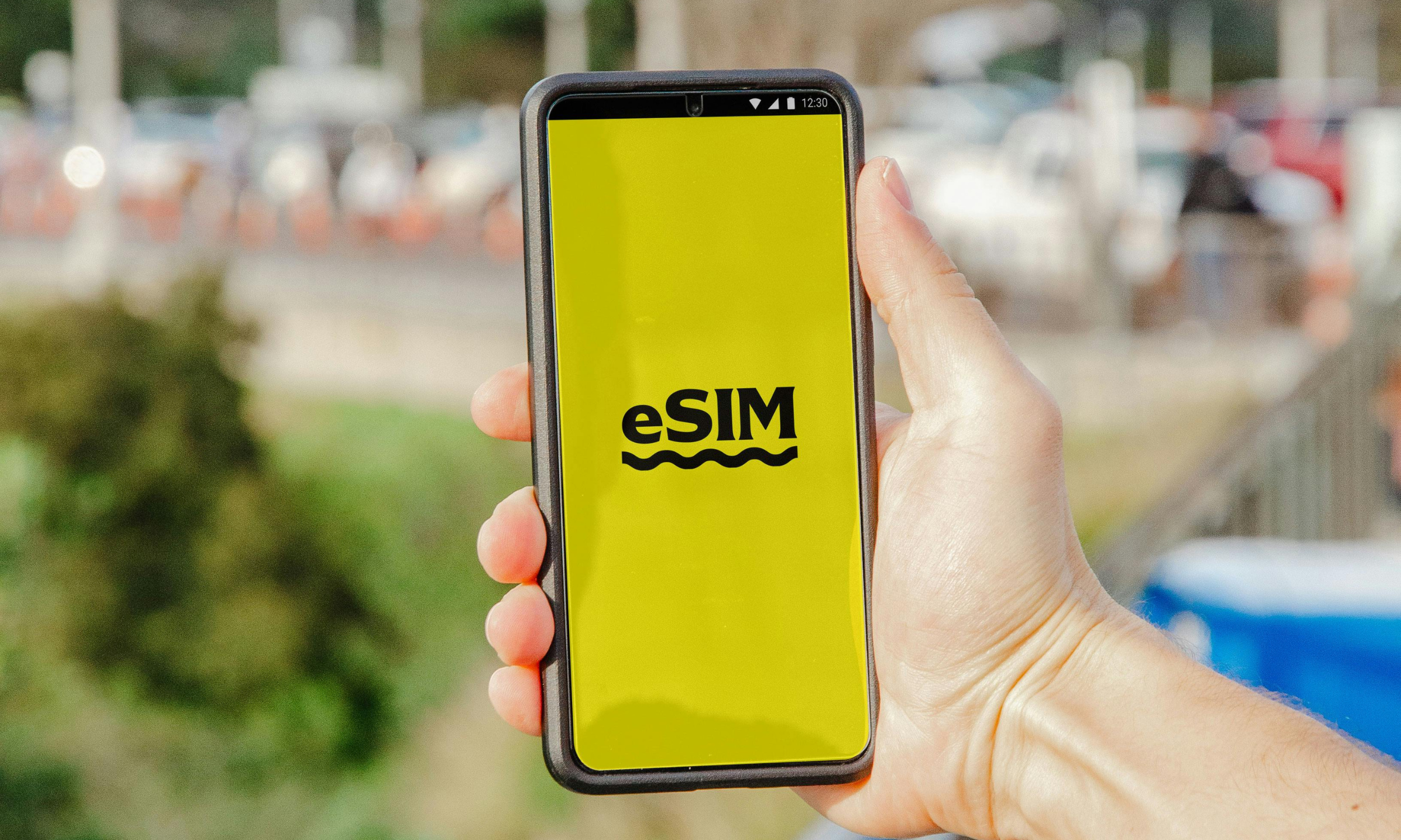 eSIM